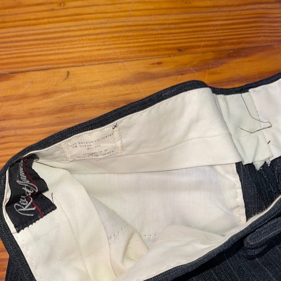 Men’s 2 Piece Suit. Gray. Pinstripe. Reed St. James Jacket 32 X 29 Pant Set. - Picture 8 of 11